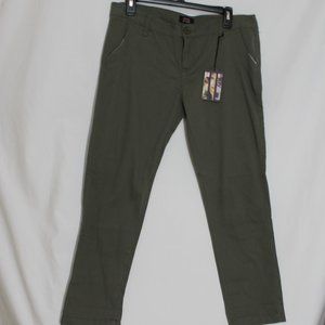 NWT FSR Khaki Green Casual Pants Size 9 Flat Front Pockets Straight Leg Cotton